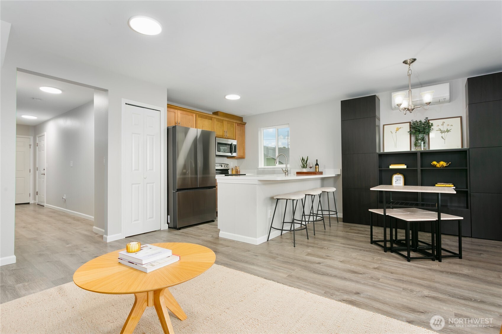 3827 S Cushman Avenue , Tacoma, WA 98418