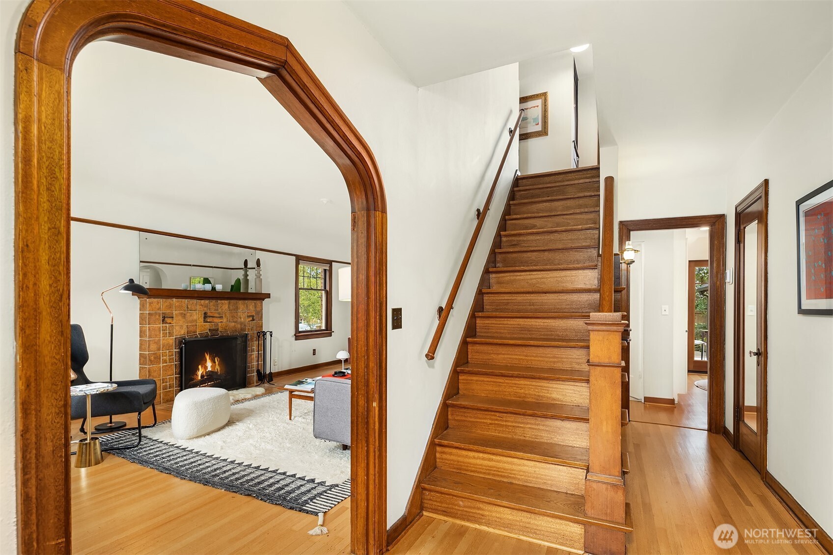 6856 17th Avenue NE, Seattle, WA 98115-6845