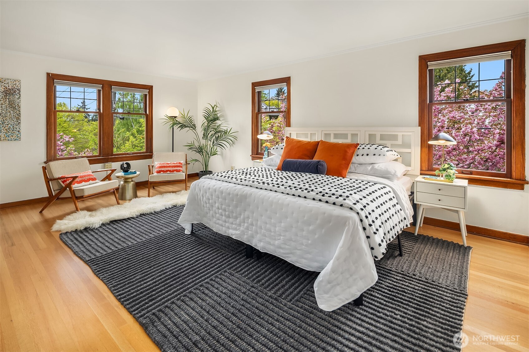 6856 17th Avenue NE, Seattle, WA 98115-6845