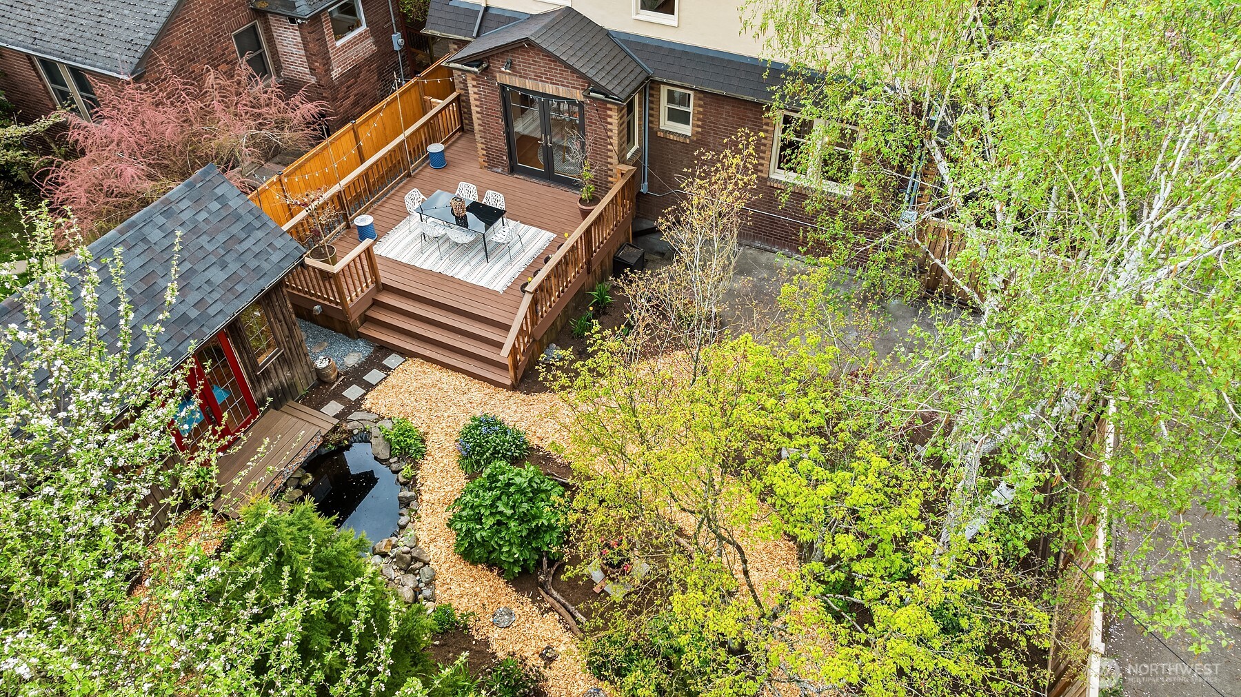 6856 17th Avenue NE, Seattle, WA 98115-6845