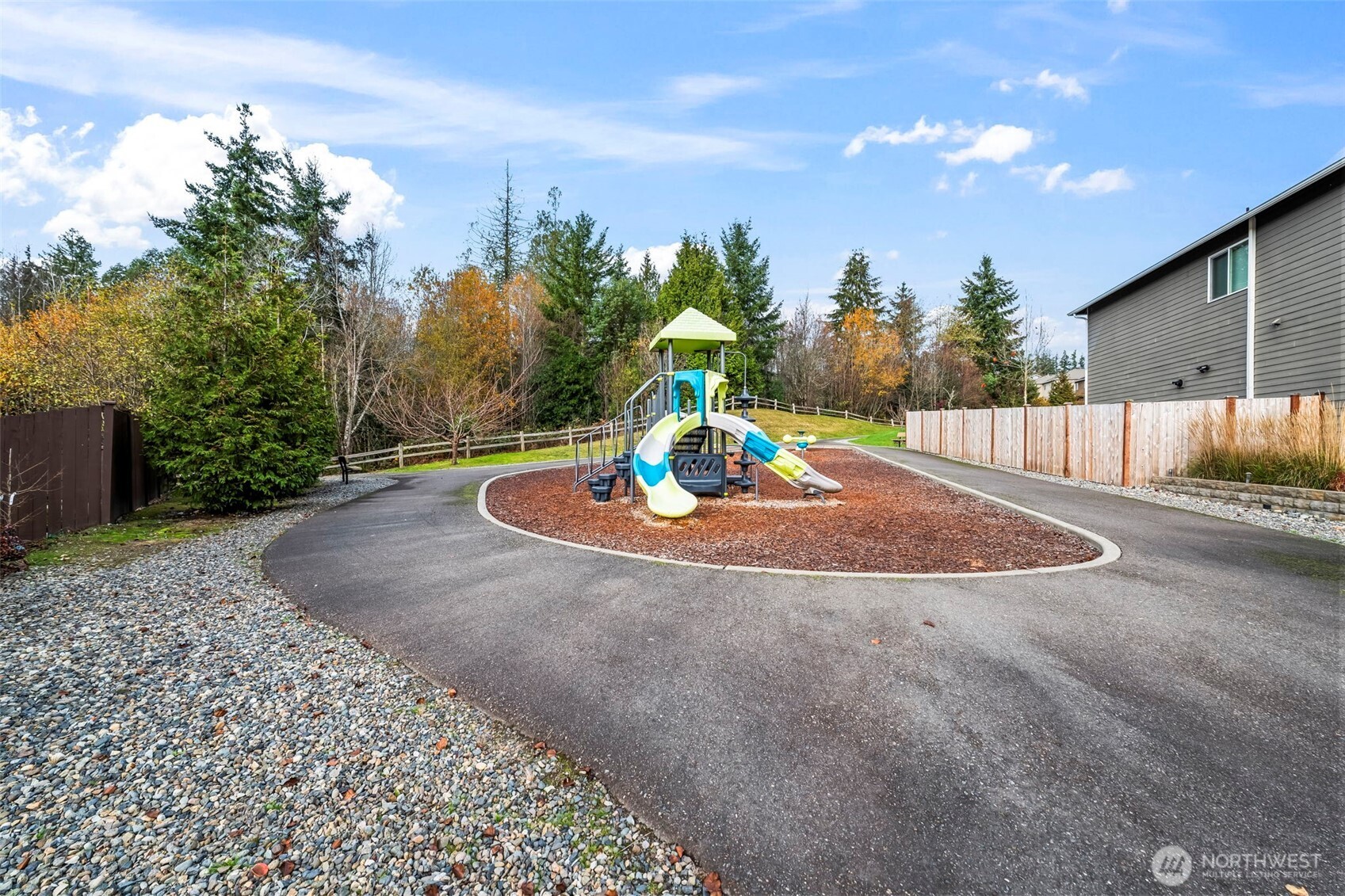 10339 Driftwood Avenue , Gig Harbor, WA 98332