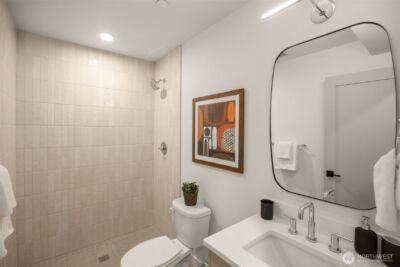1315 E Denny Way , Seattle, WA 98122 - Photo 24