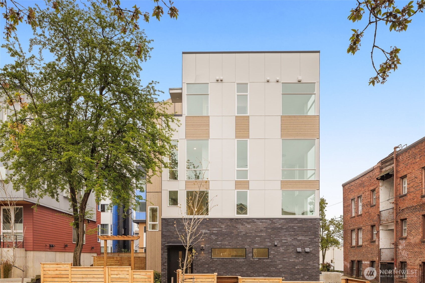 1319 E Denny Way , Seattle, WA 98122