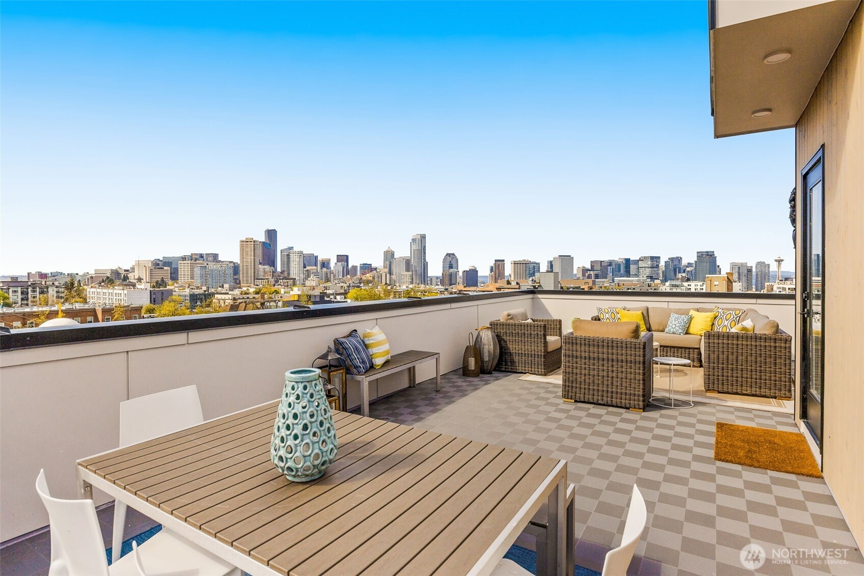 1319 E Denny Way , Seattle, WA 98122