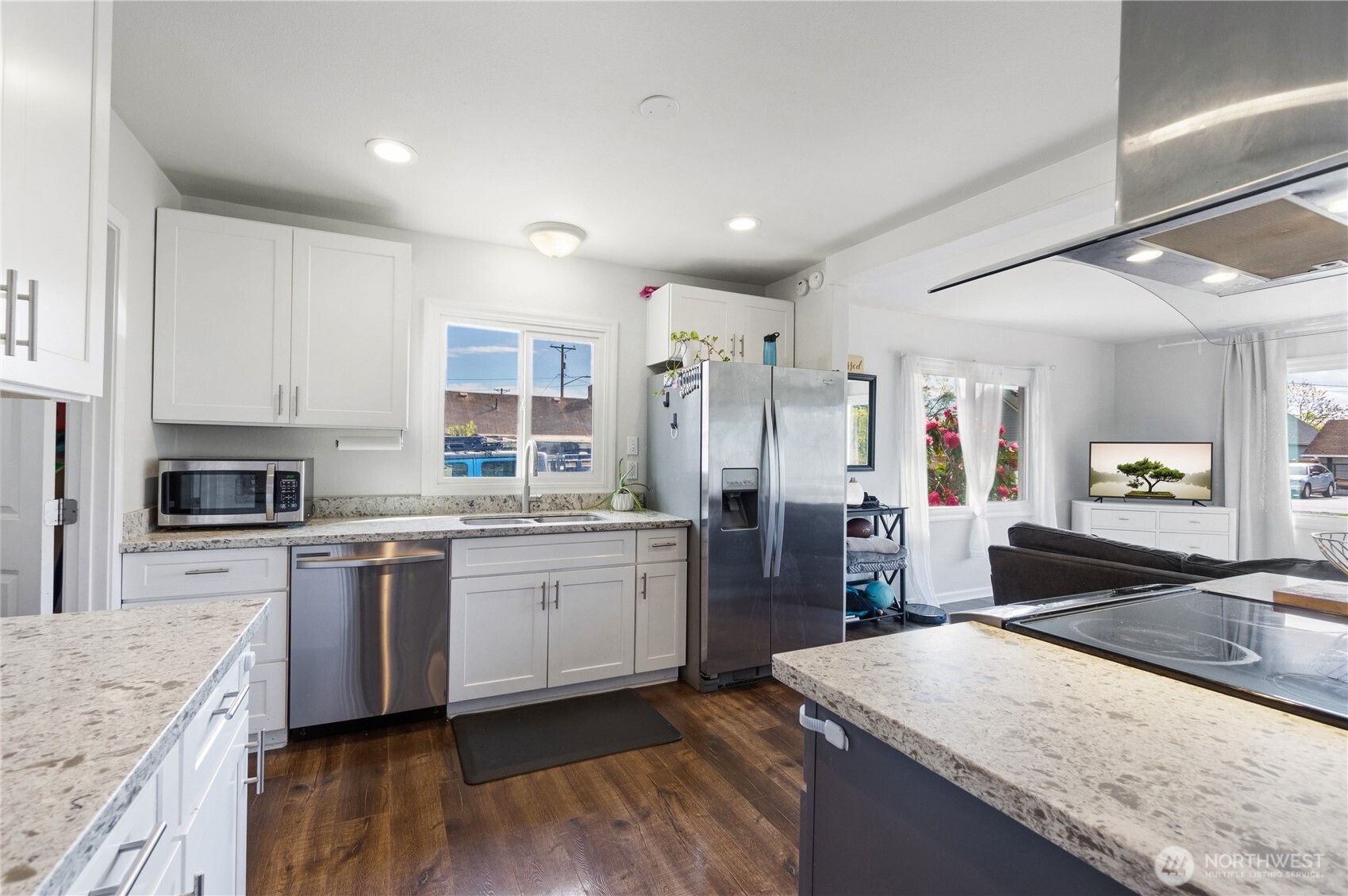 1317 47th Avenue E, Fife, WA 98424