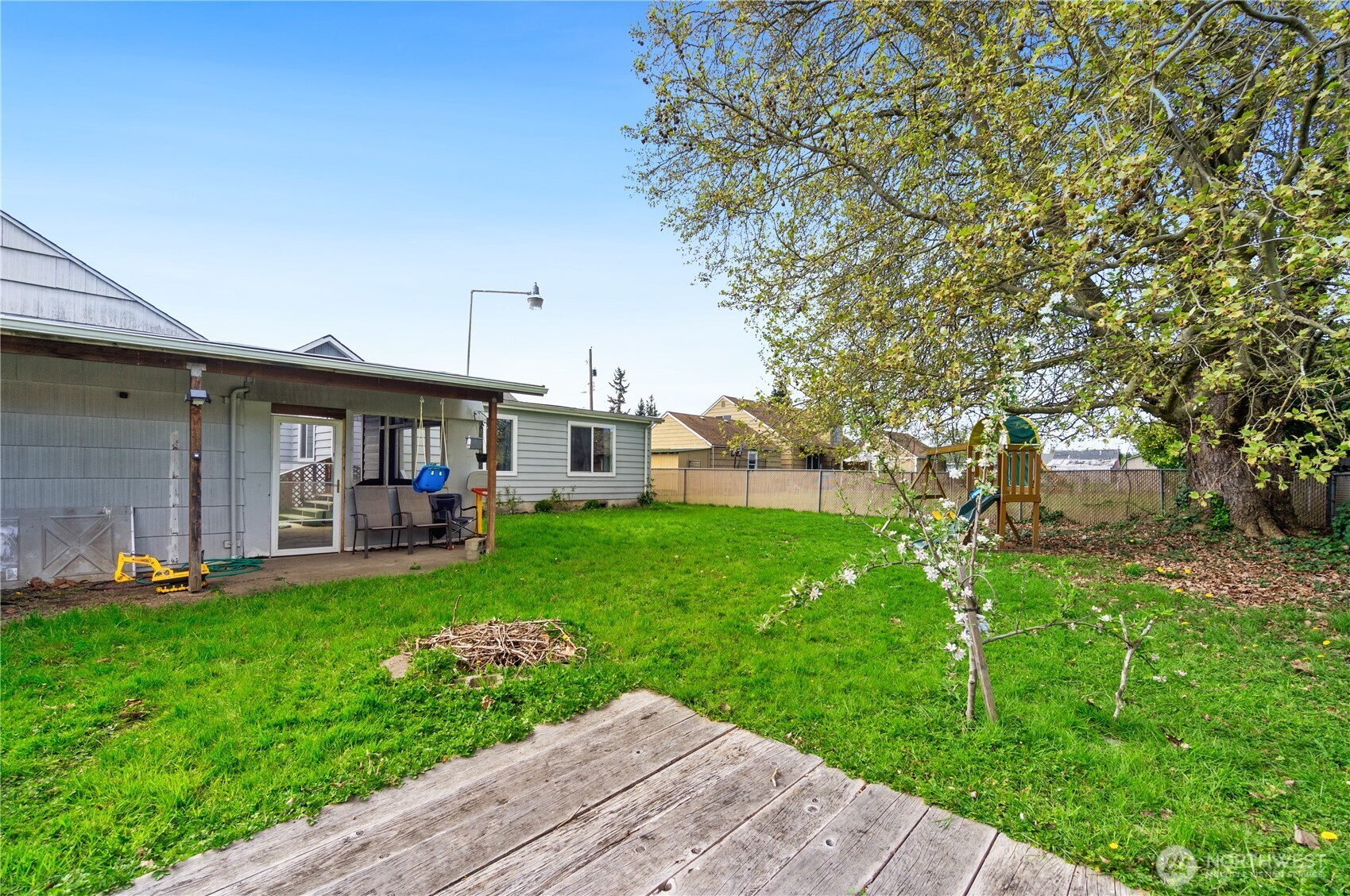 1317 47th Avenue E, Fife, WA 98424