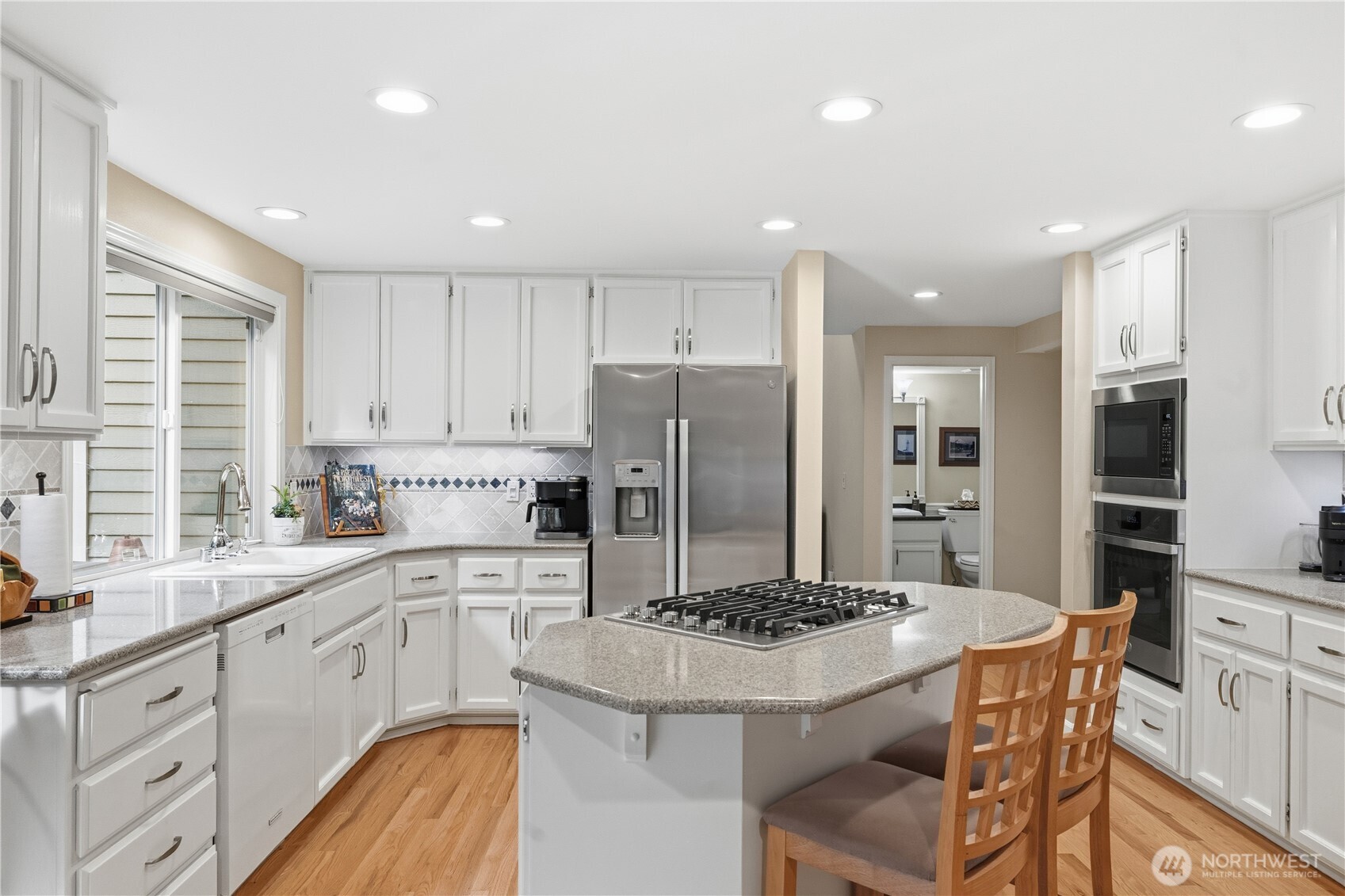 12916 49th Avenue W, Mukilteo, WA 98275