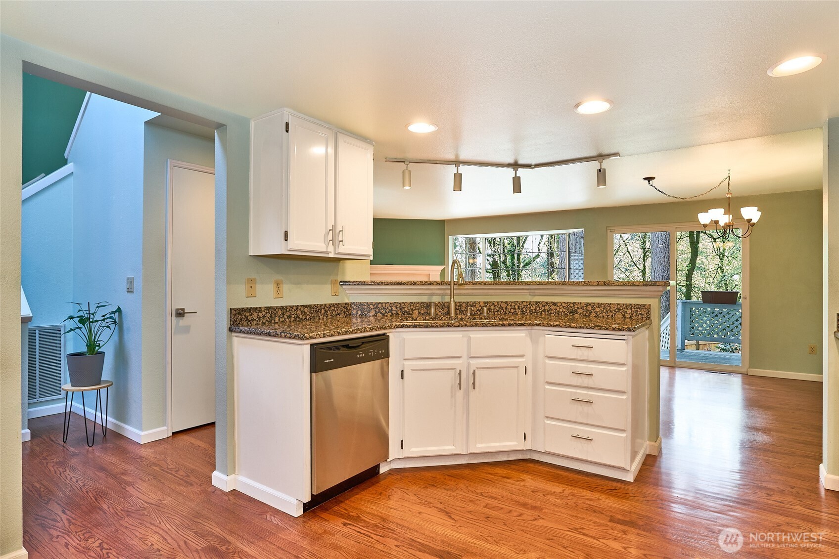 8730 133rd Avenue NE, Redmond, WA 98052