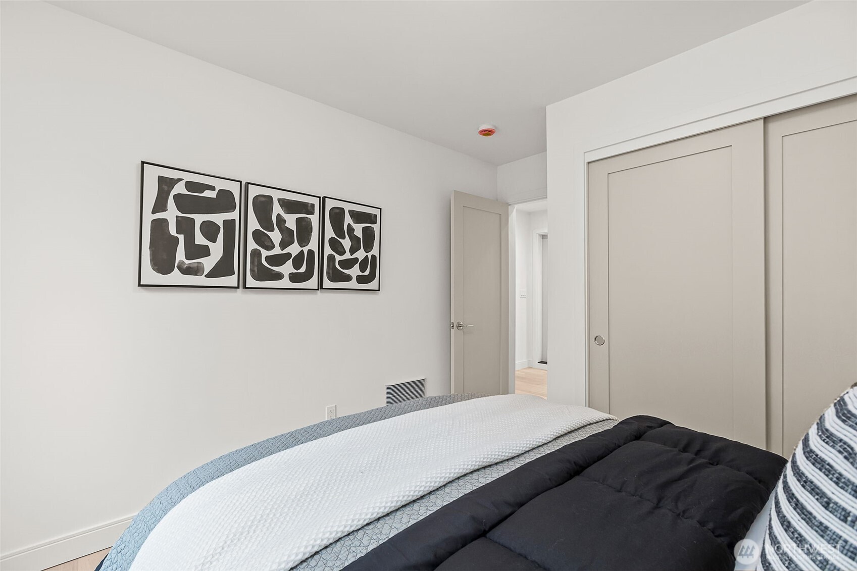 3542 S Dawson Street , Seattle, WA 98118