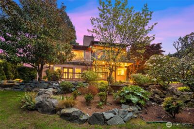 8619 NE 24th Street , Clyde Hill, WA 98004