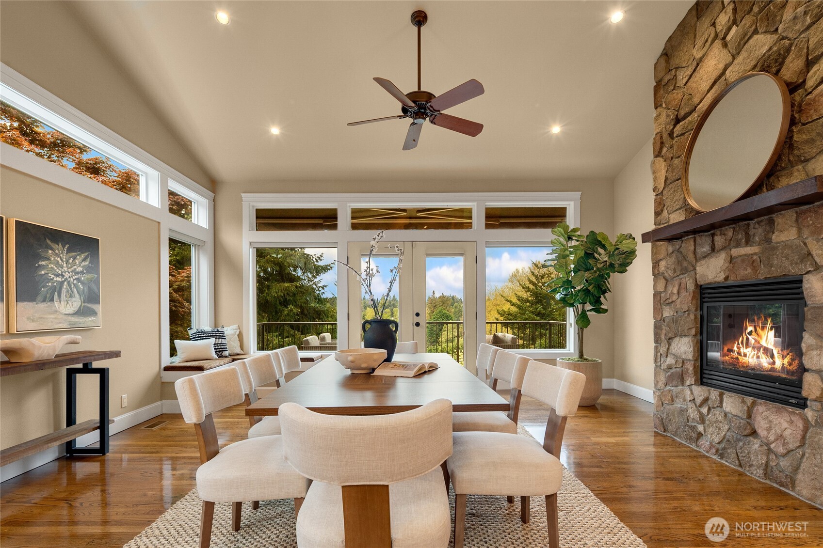 8619 NE 24th Street , Clyde Hill, WA 98004