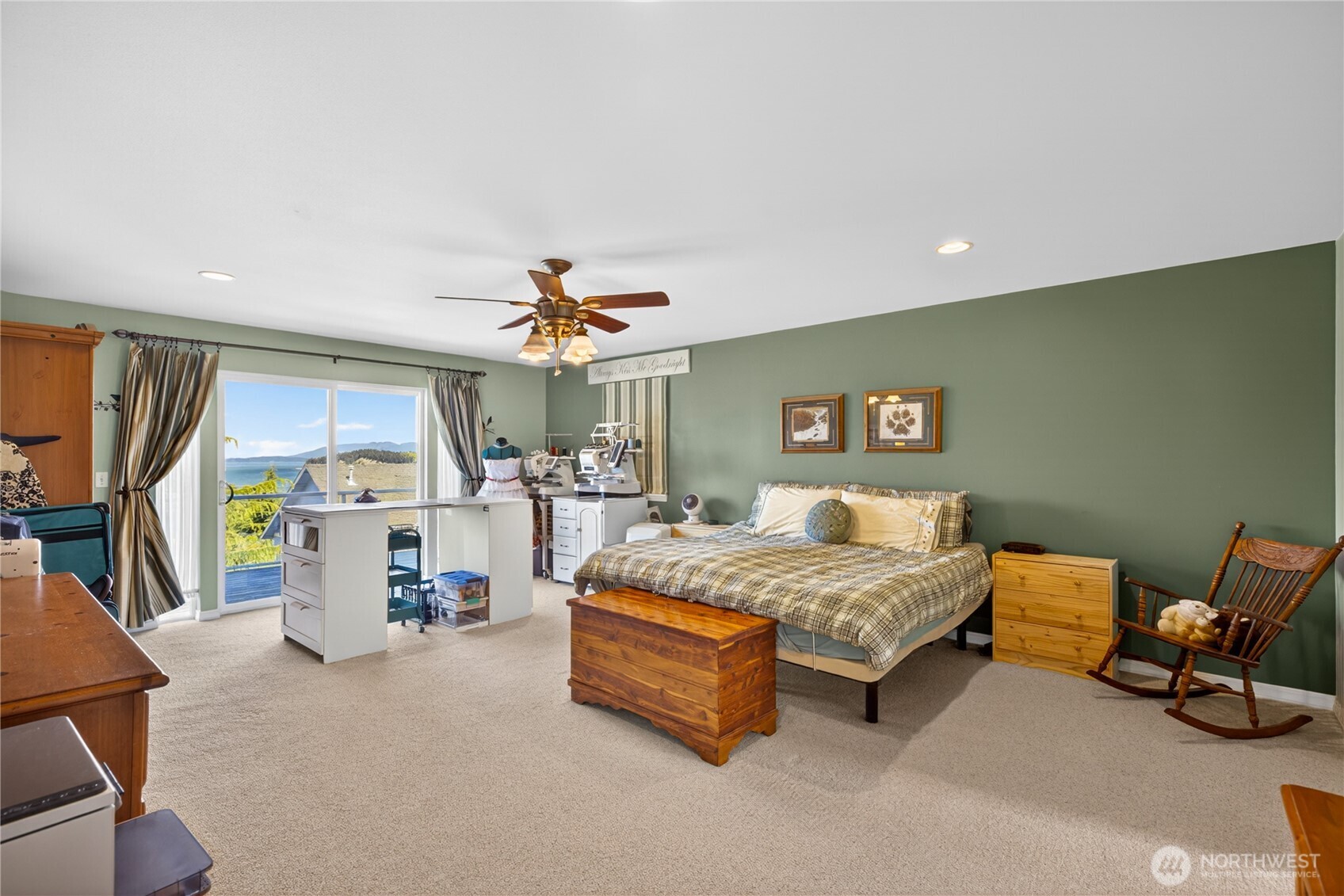 3512 W 2nd Street , Anacortes, WA 98221