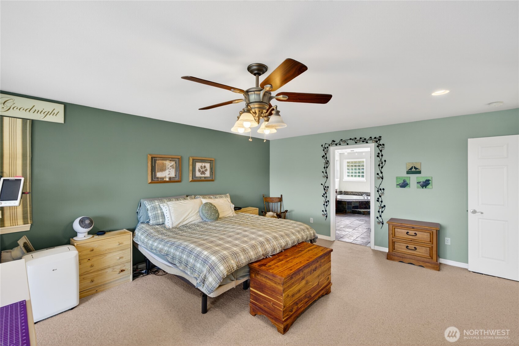 3512 W 2nd Street , Anacortes, WA 98221
