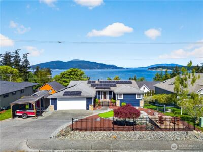 3512 W 2nd Street , Anacortes, WA 98221 - Photo 2