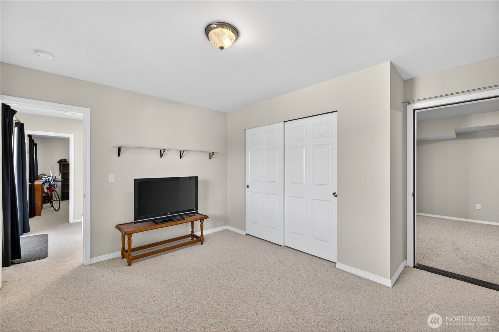 3512 W 2nd Street , Anacortes, WA 98221