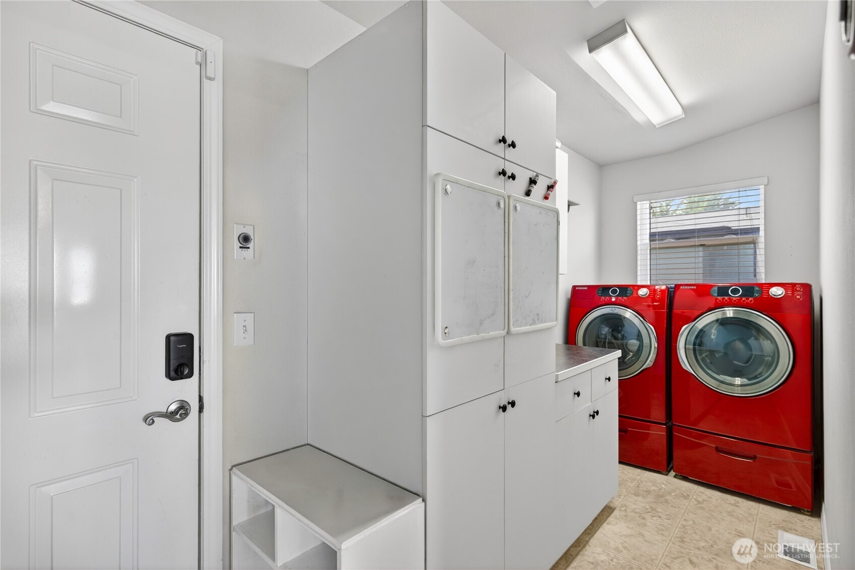 3512 W 2nd Street , Anacortes, WA 98221