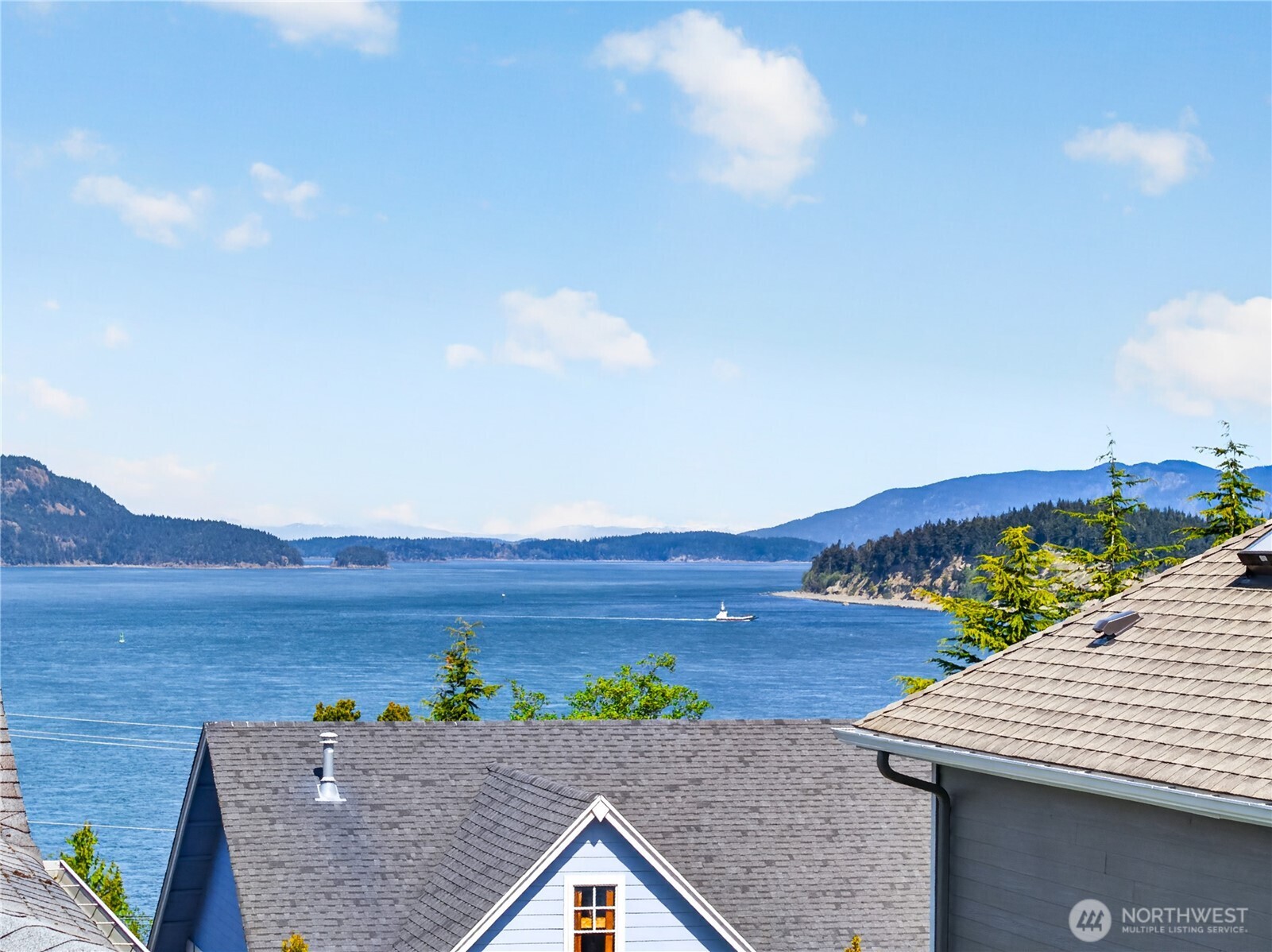 3512 W 2nd Street , Anacortes, WA 98221