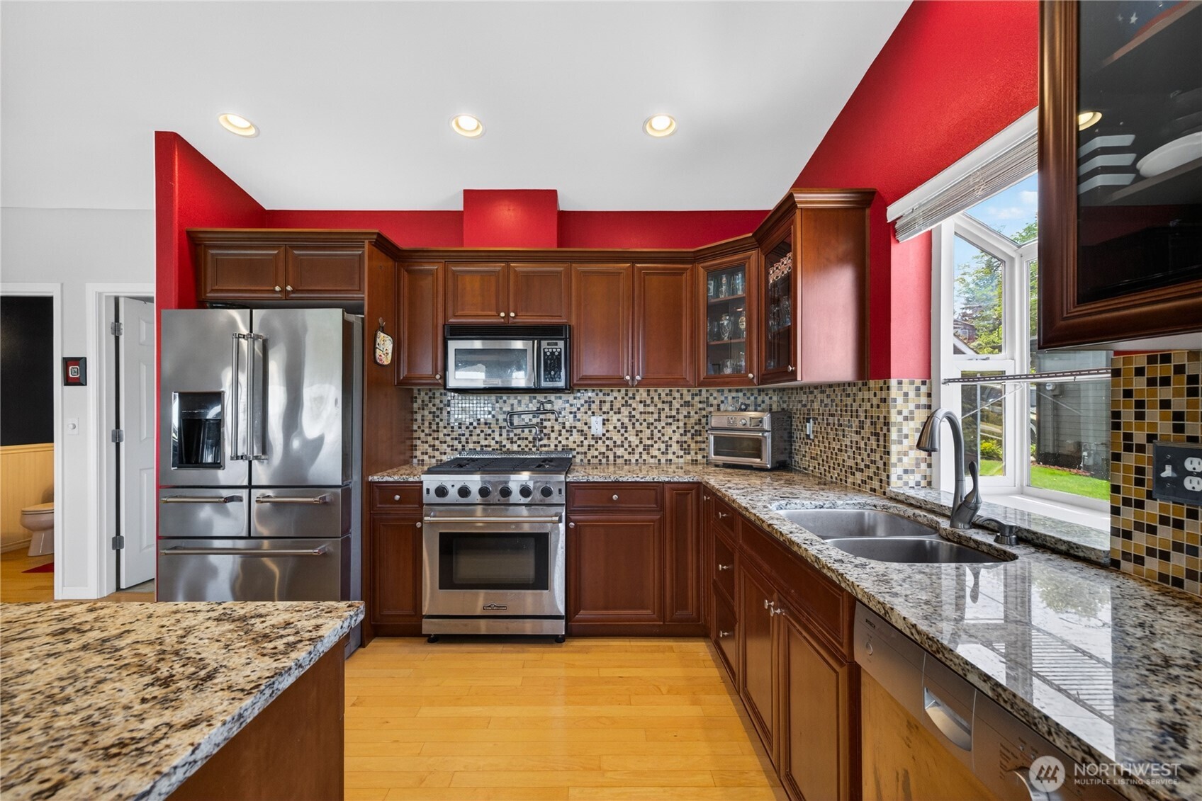3512 W 2nd Street , Anacortes, WA 98221