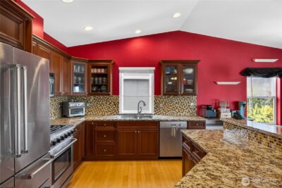 3512 W 2nd Street , Anacortes, WA 98221 - Photo 10