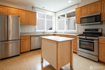 703 18th Avenue S, Seattle, WA 98144 - Photo 13