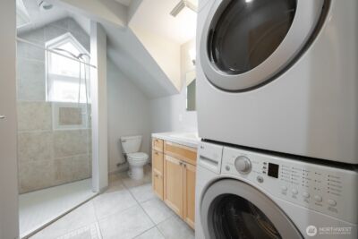 703 18th Avenue S, Seattle, WA 98144 - Photo 32