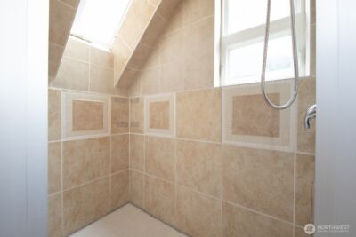 703 18th Avenue S, Seattle, WA 98144 - Photo 33