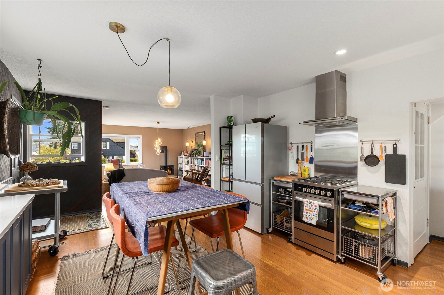 2718 E 11th Street , Bremerton, WA 98310