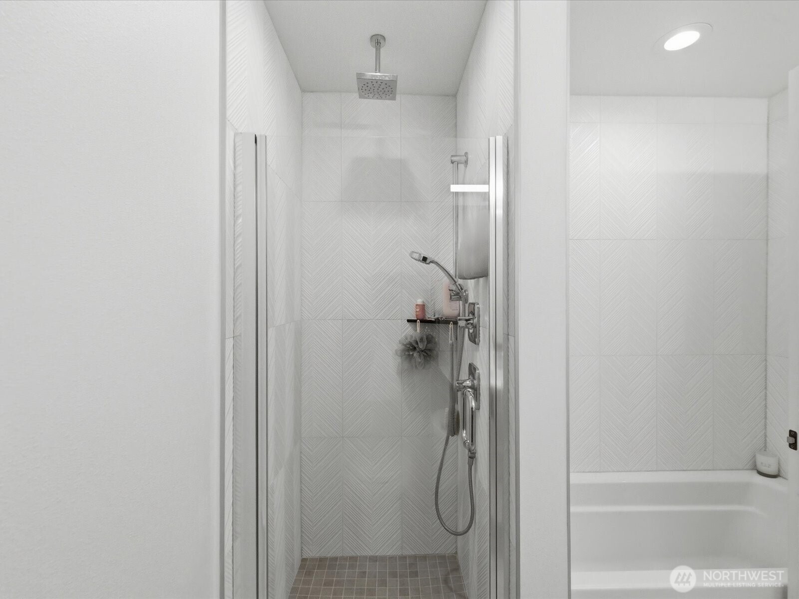 909 Hiawatha Place S #C, Seattle, WA 98144