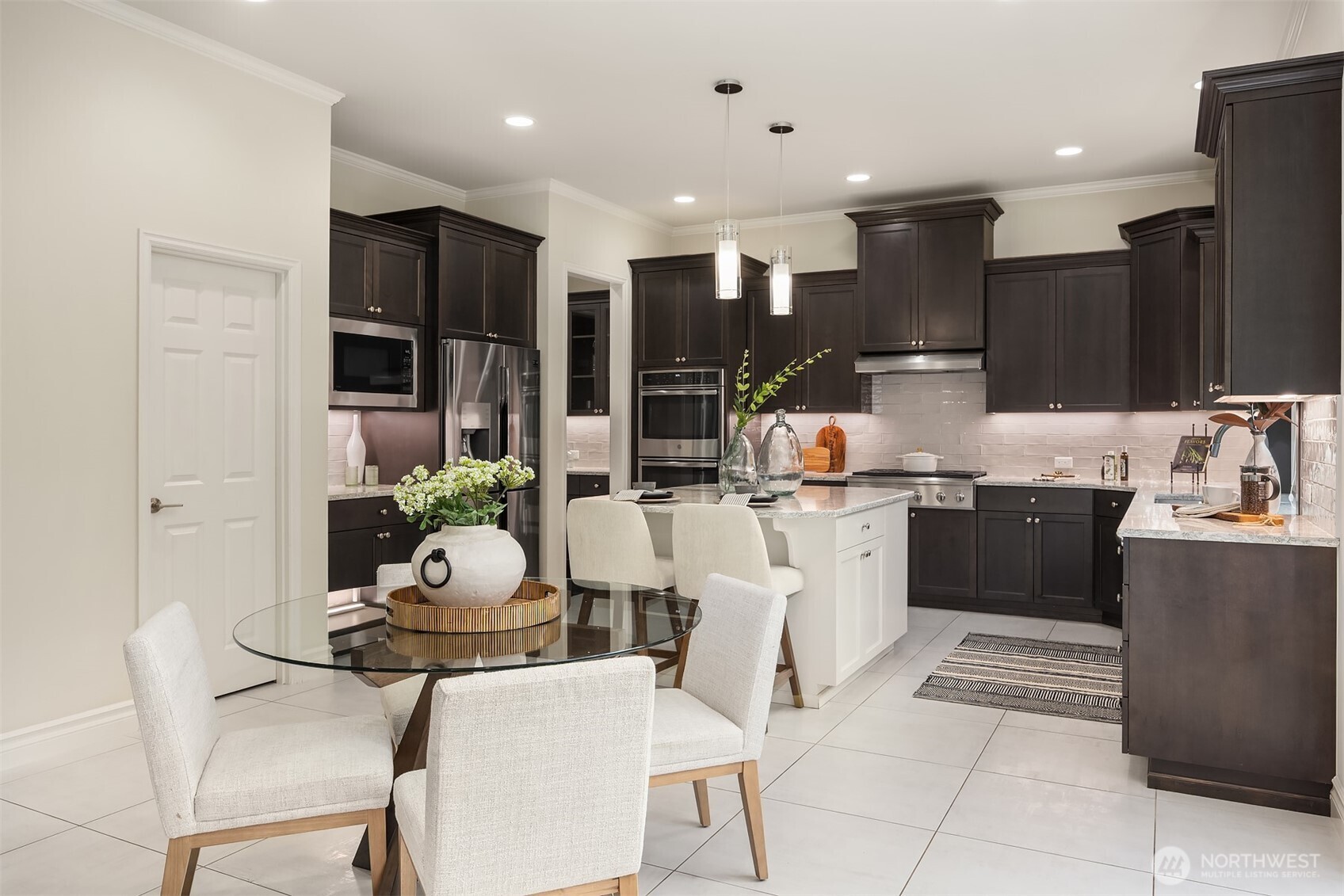 26610 SE 9th Way , Sammamish, WA 98075