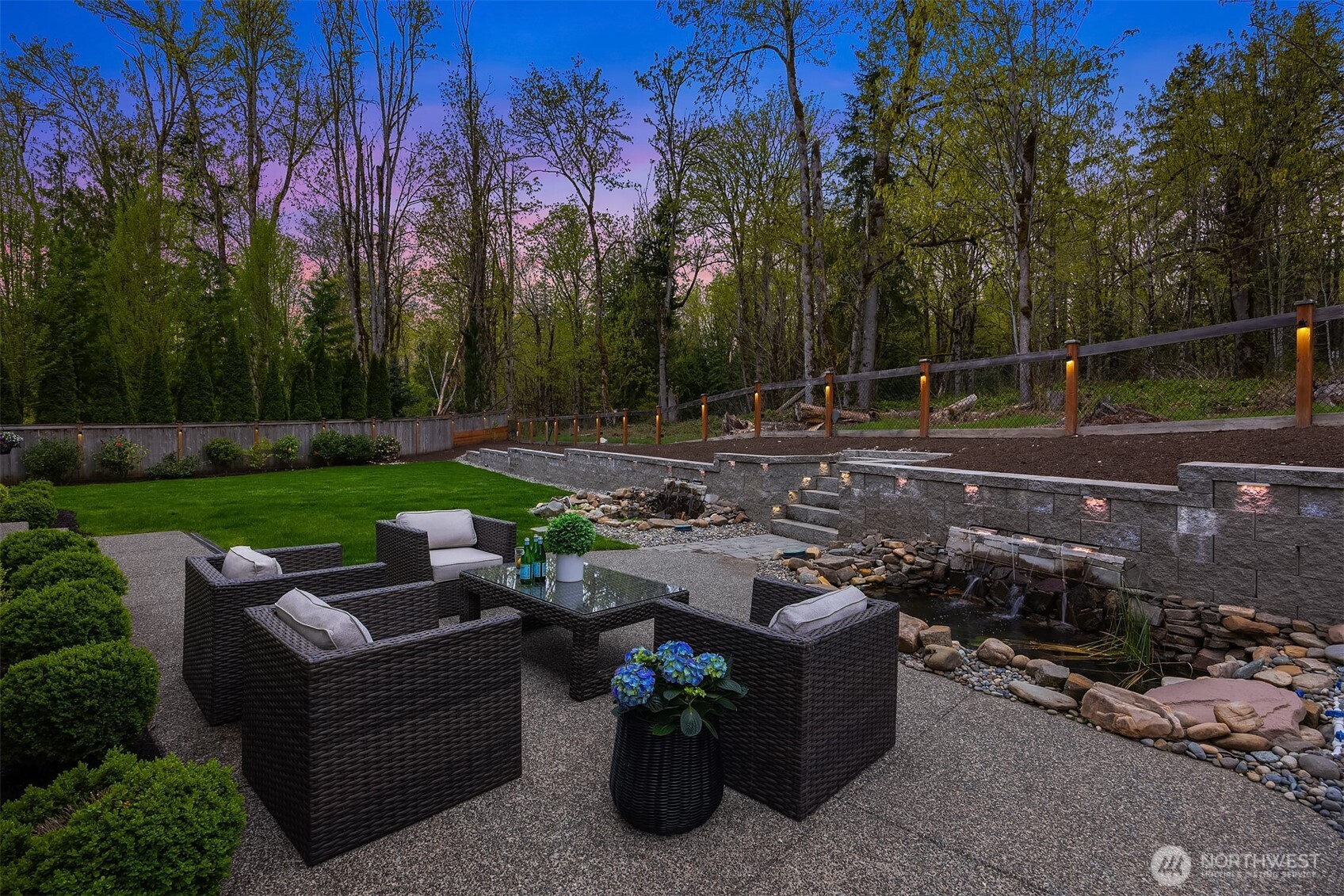 26610 SE 9th Way , Sammamish, WA 98075
