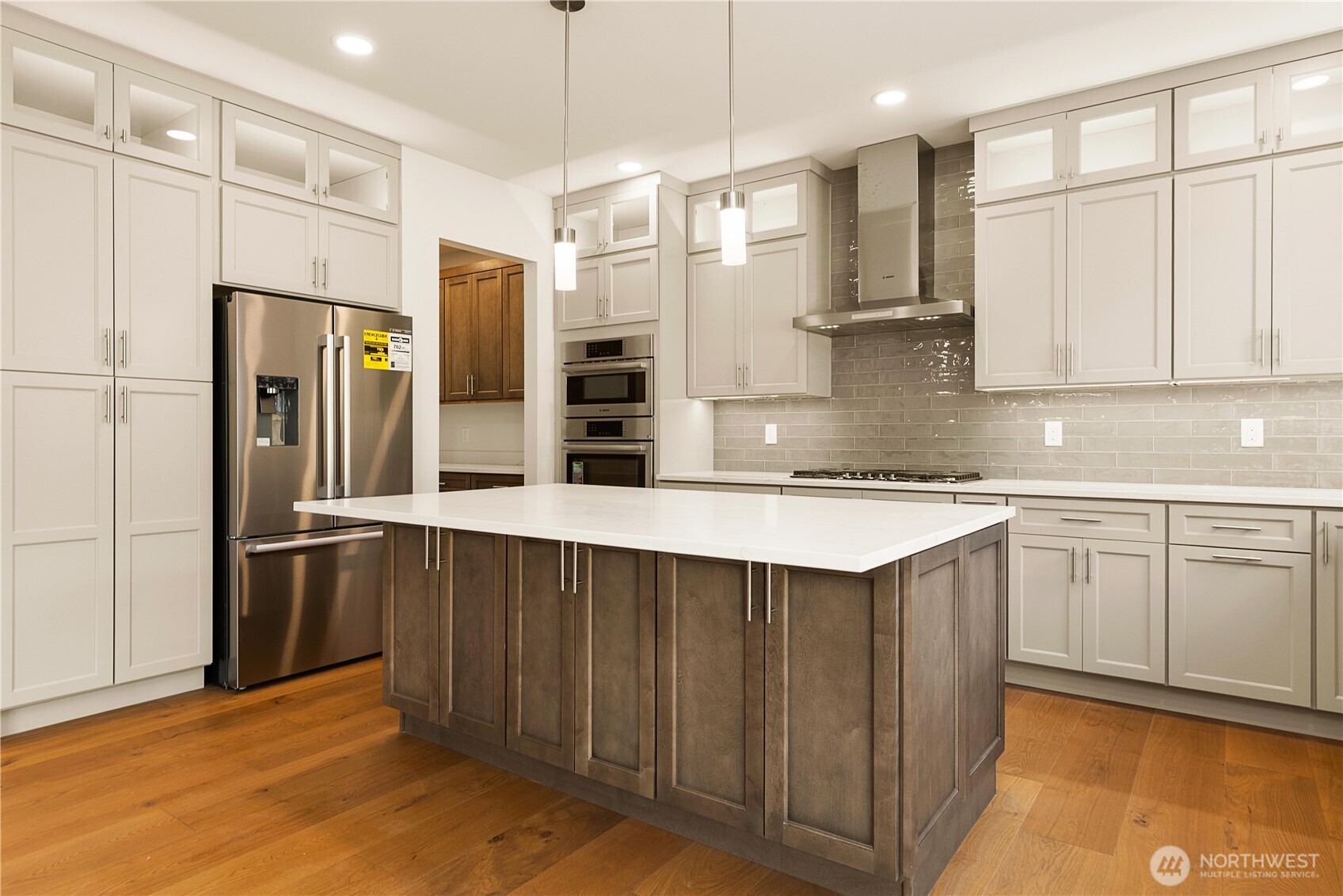 15518 56th Avenue W, Edmonds, WA 98026-2236