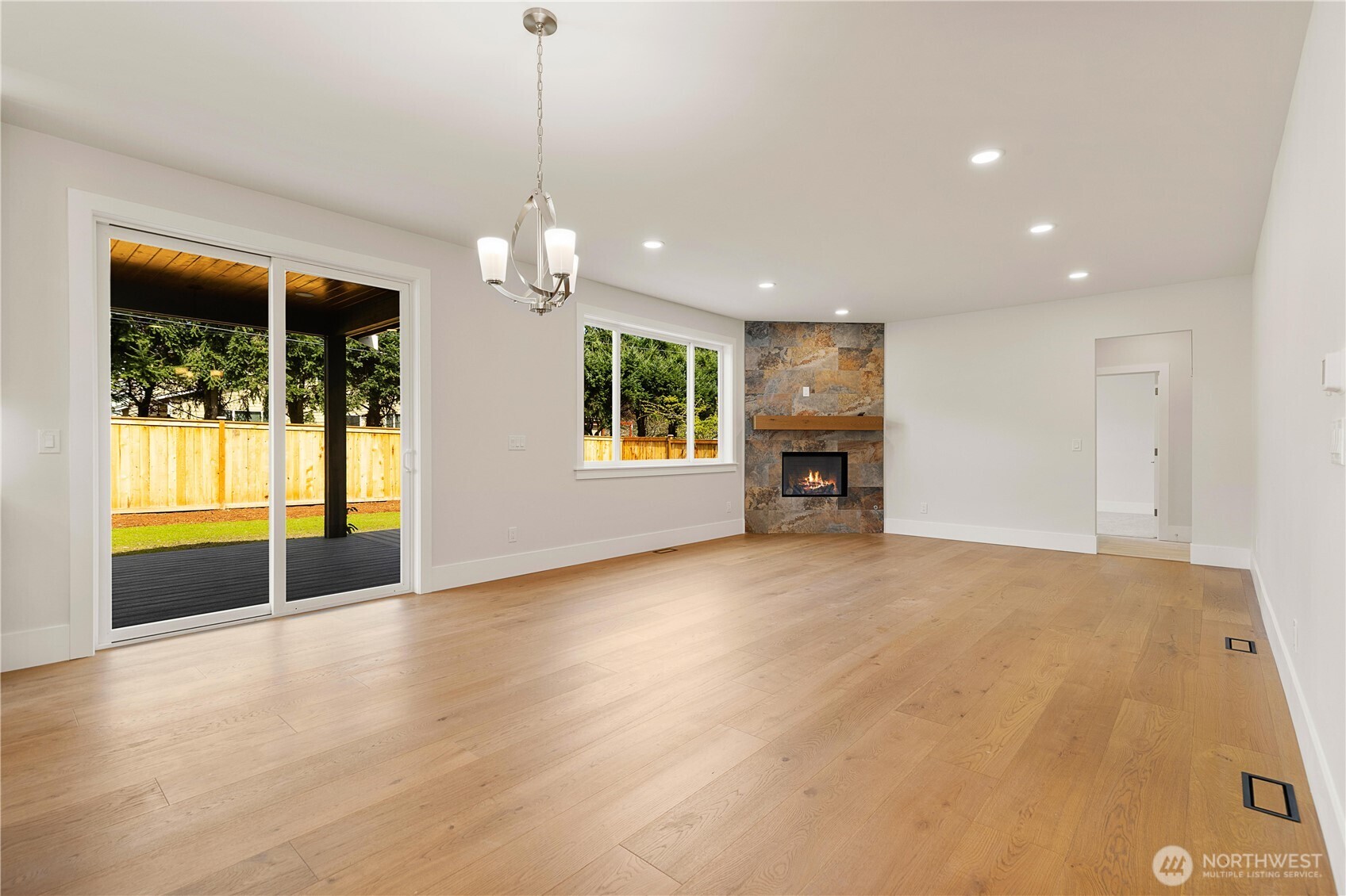 15518 56th Avenue W, Edmonds, WA 98026-2236