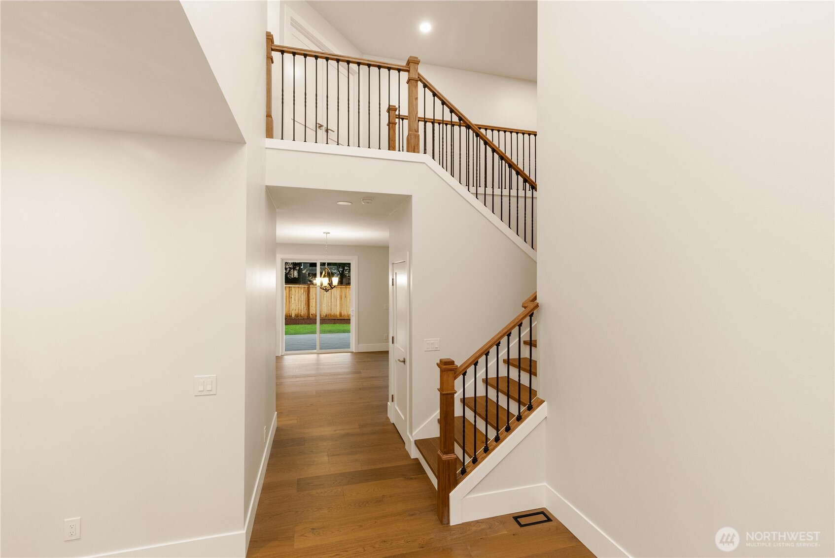 15518 56th Avenue W, Edmonds, WA 98026-2236