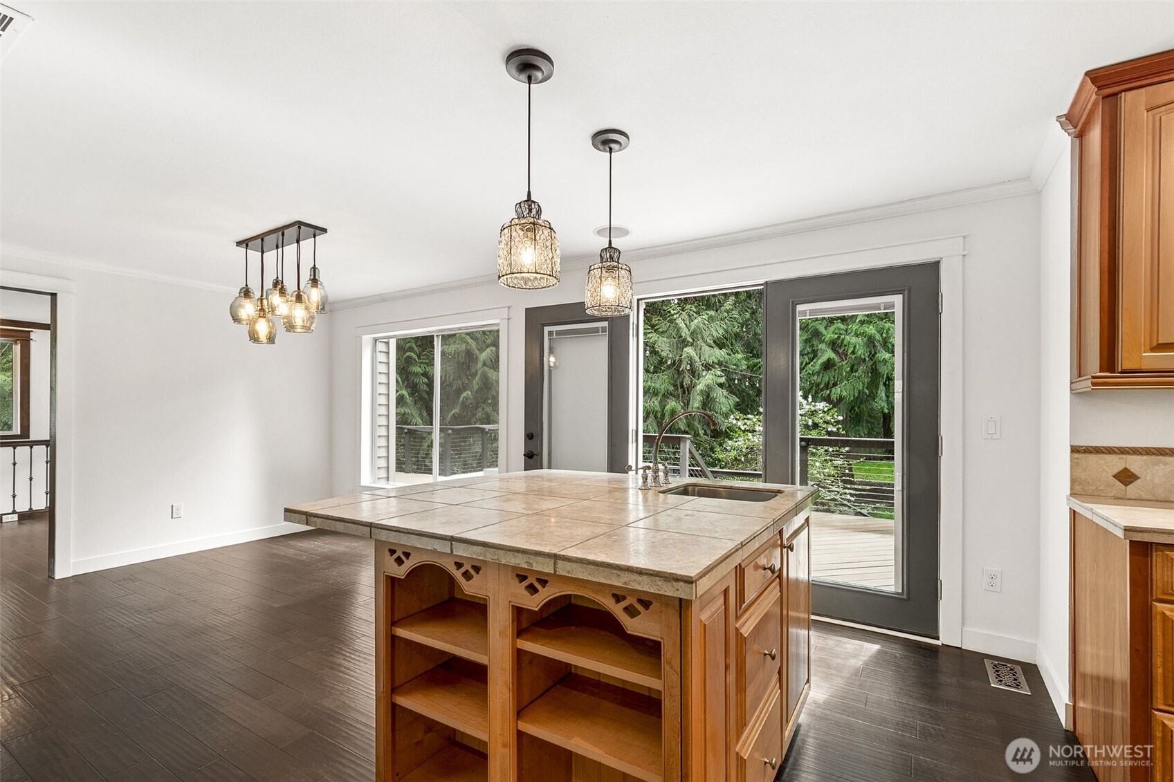 3040 273rd Avenue NE, Redmond, WA 98053