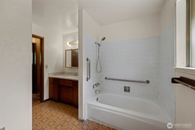 20025 166th Avenue NE, Woodinville, WA 98072 - Photo 16