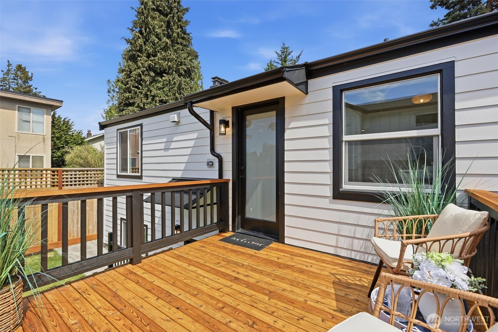 4257 W 33rd Ave W #1, Seattle, WA 98199