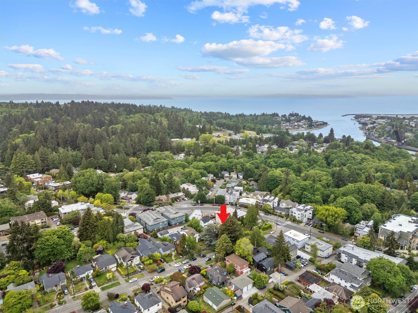 4257 W 33rd Ave W #1, Seattle, WA 98199