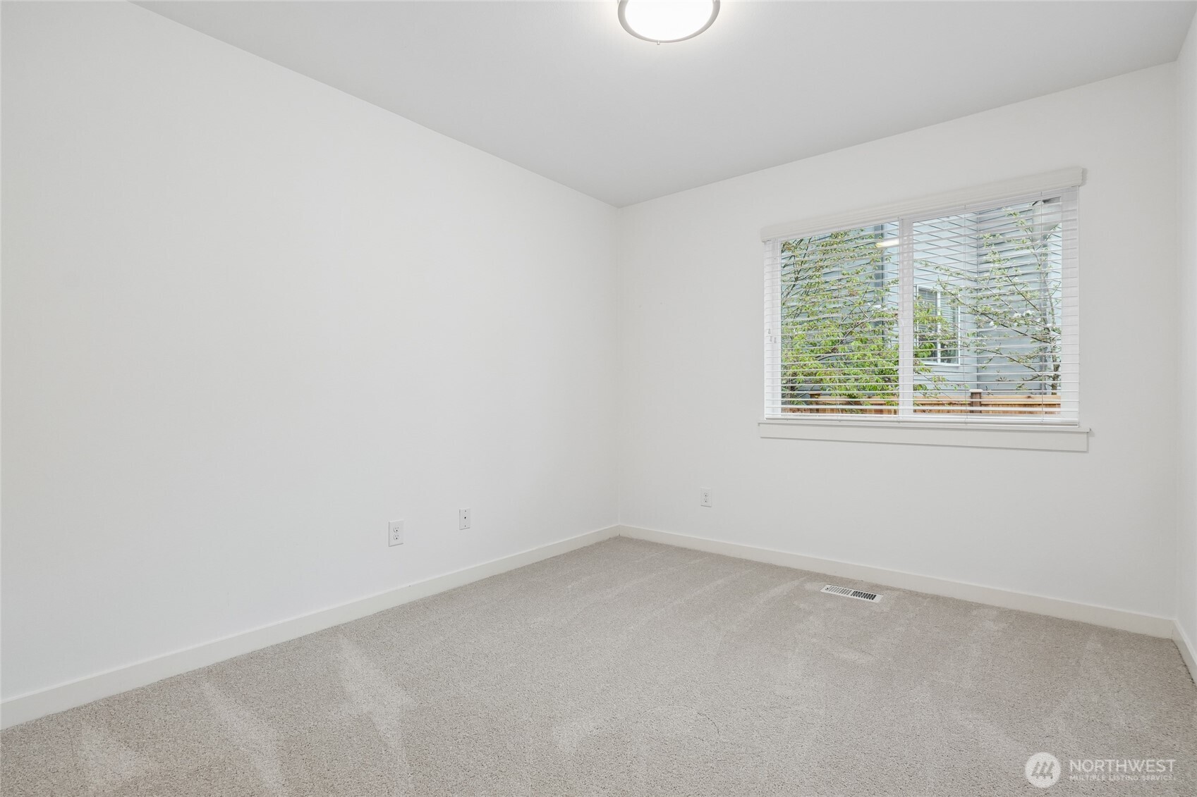 12823 65th Place W, Edmonds, WA 98026