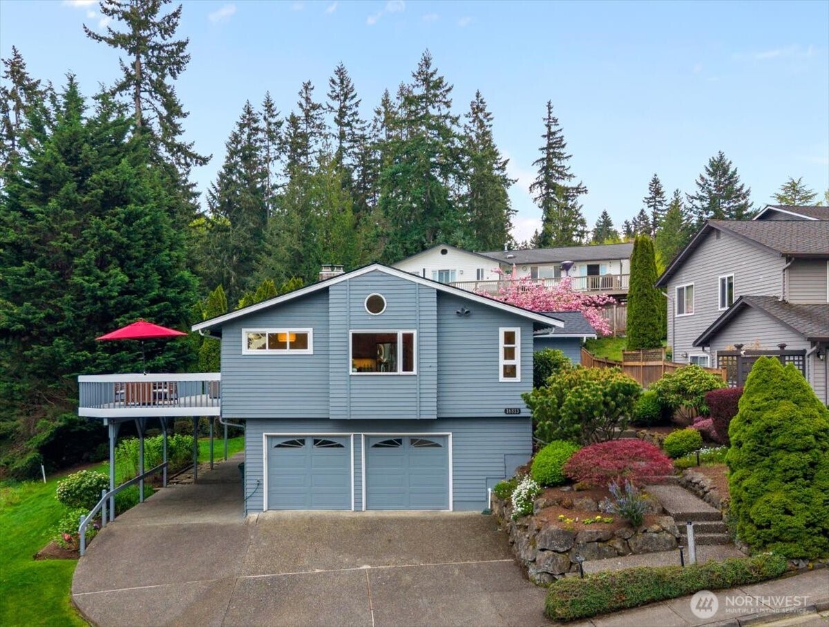 16813 NE 33rd Street , Bellevue, WA 98008