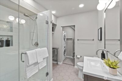 16813 NE 33rd Street , Bellevue, WA 98008 - Photo 32