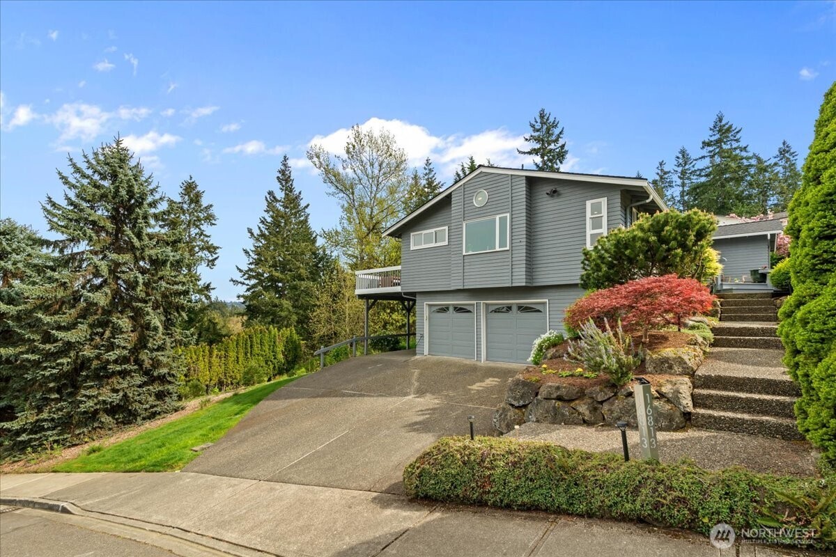 16813 NE 33rd Street , Bellevue, WA 98008