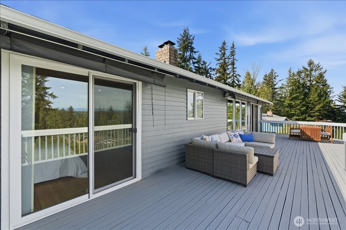 16813 NE 33rd Street , Bellevue, WA 98008