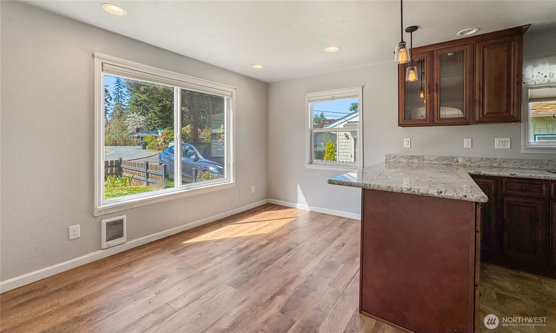6421 Cypress Street , Everett, WA 98203