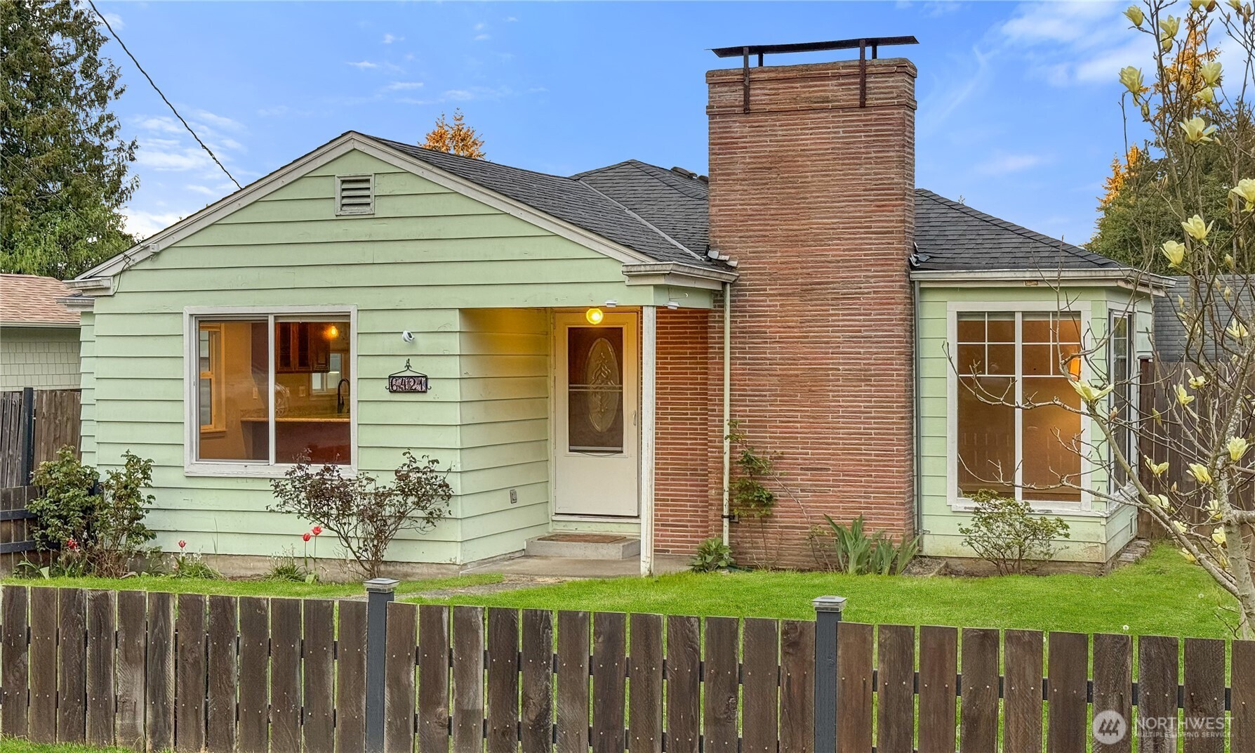 6421 Cypress Street , Everett, WA 98203