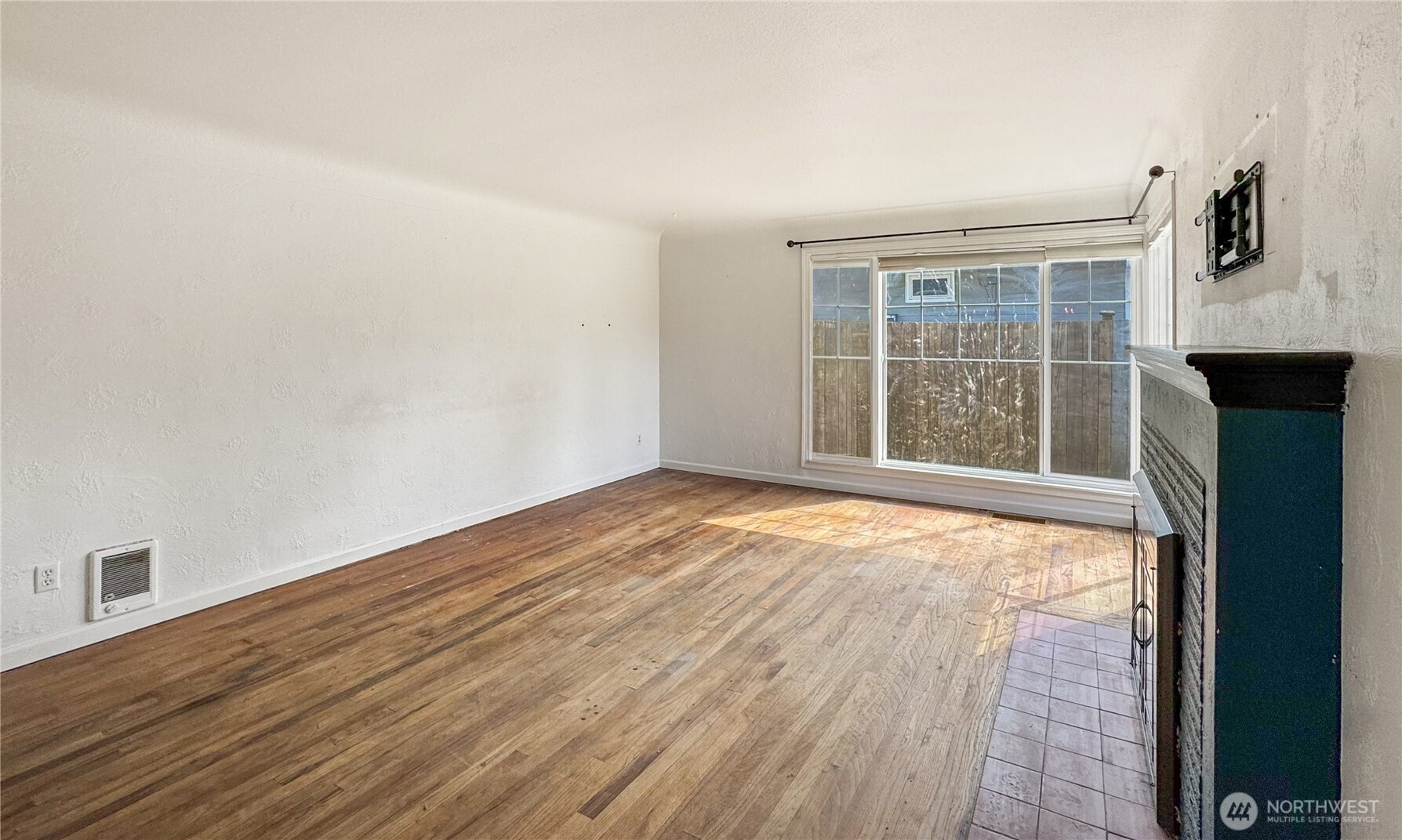 6421 Cypress Street , Everett, WA 98203