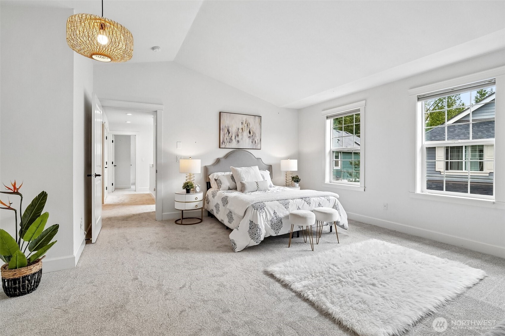2166 NE Morgan Lane , Issaquah, WA 98029