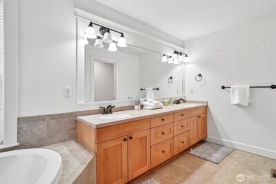 2166 NE Morgan Lane , Issaquah, WA 98029 - Photo 29