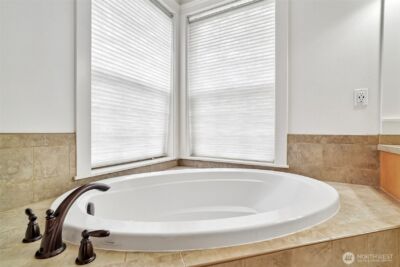 2166 NE Morgan Lane , Issaquah, WA 98029 - Photo 31