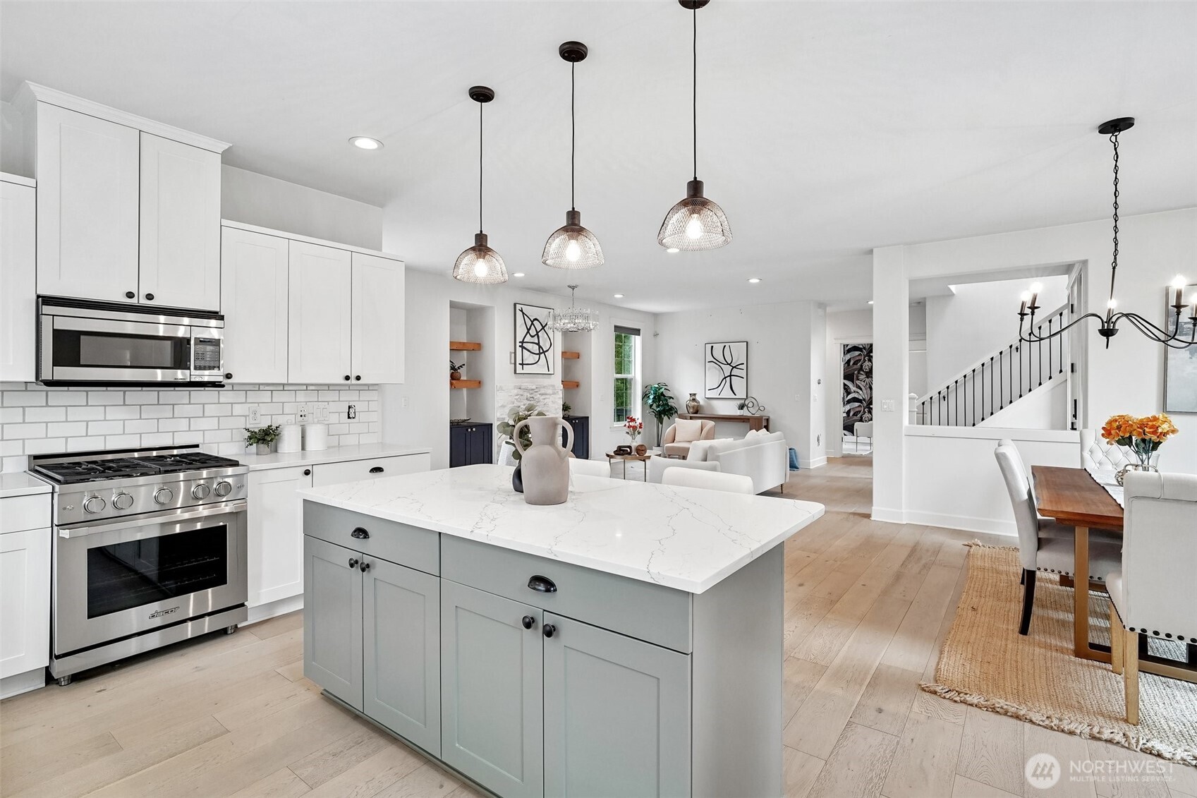 2166 NE Morgan Lane , Issaquah, WA 98029