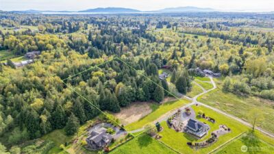 5517 East Road , Bellingham, WA 98226